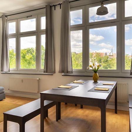 Central +3Br +Big Living Room Next To U-Station 柏林 外观 照片