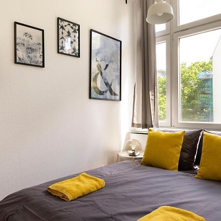 Central +3Br +Big Living Room Next To U-Station 柏林 外观 照片