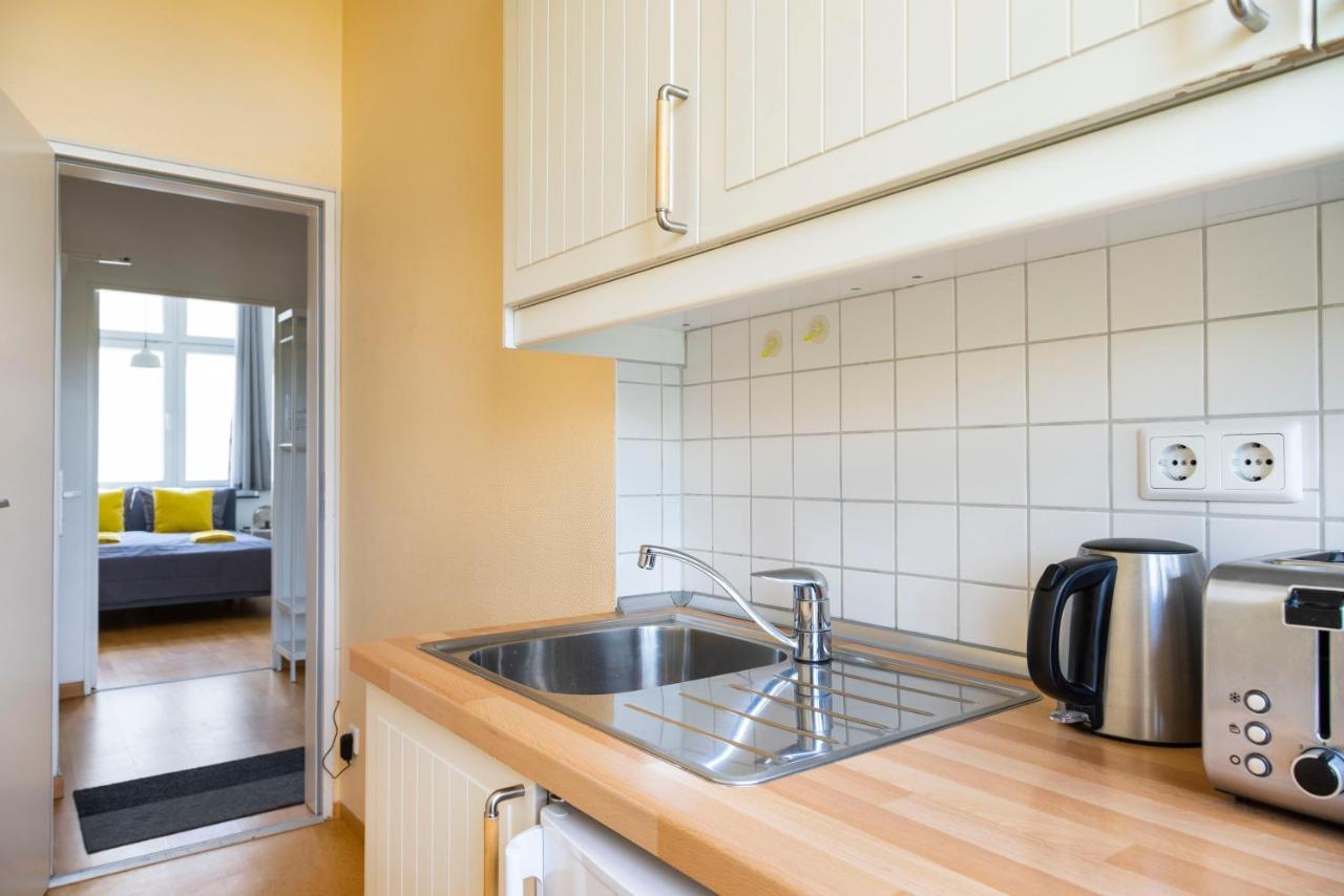 Central +3Br +Big Living Room Next To U-Station 柏林 外观 照片